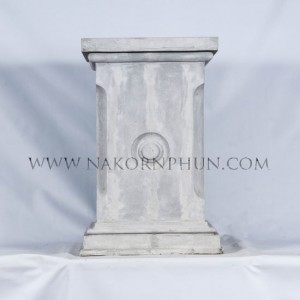 550_113_concrete_column_base_with_circle_40x75cm