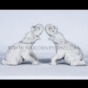 550_45_concrete_statute_elephants_01